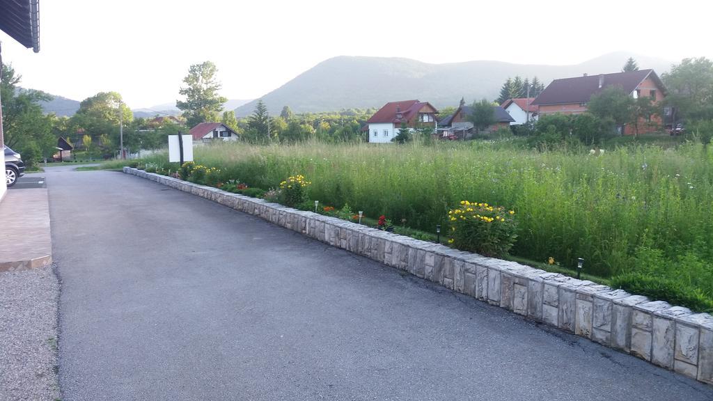 Guesthouse Tomas Čatrnja Exteriér fotografie