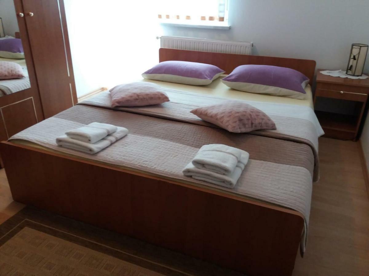 Guesthouse Tomas Čatrnja Exteriér fotografie