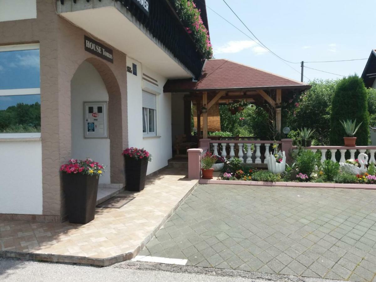Guesthouse Tomas Čatrnja Exteriér fotografie